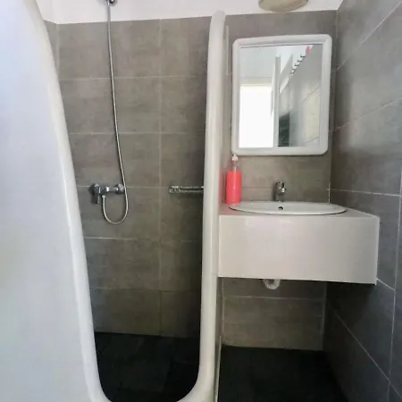 Backpackers Place * סנטוריני