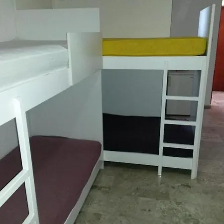 Backpackers Place * Fíra